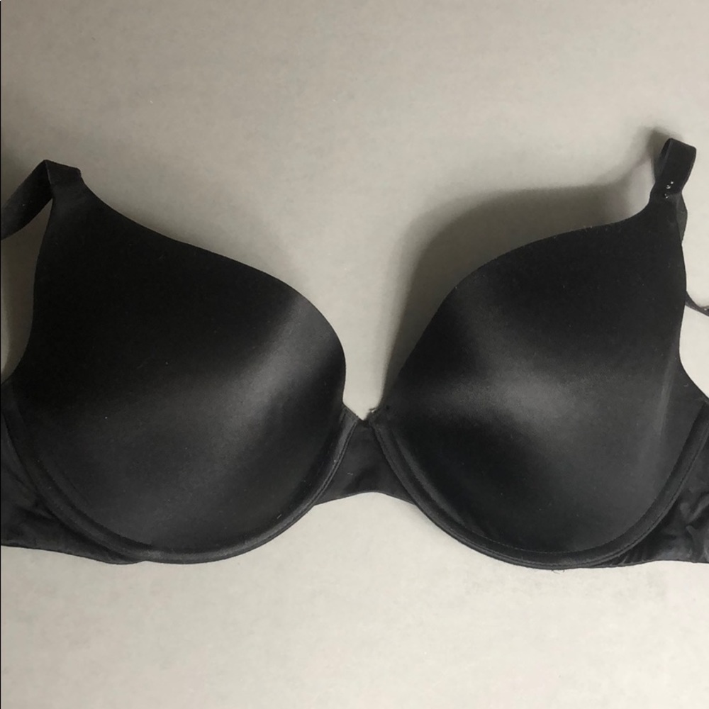 VICTORIA SECRETS BLACK BRA (BIOFIT) 34DD